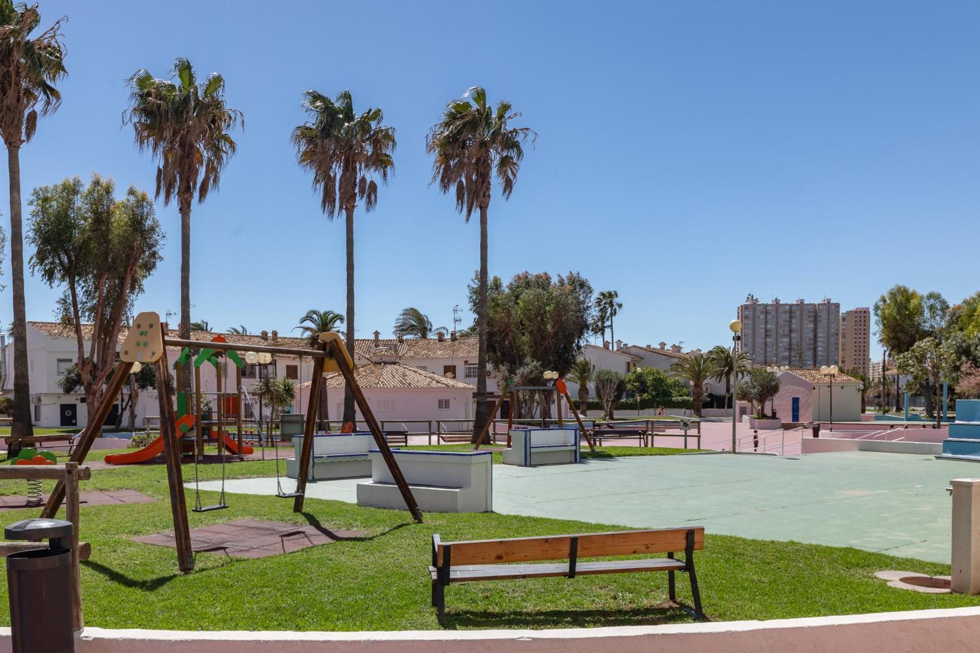 Platja Puig Apartment Valencia Exterior photo