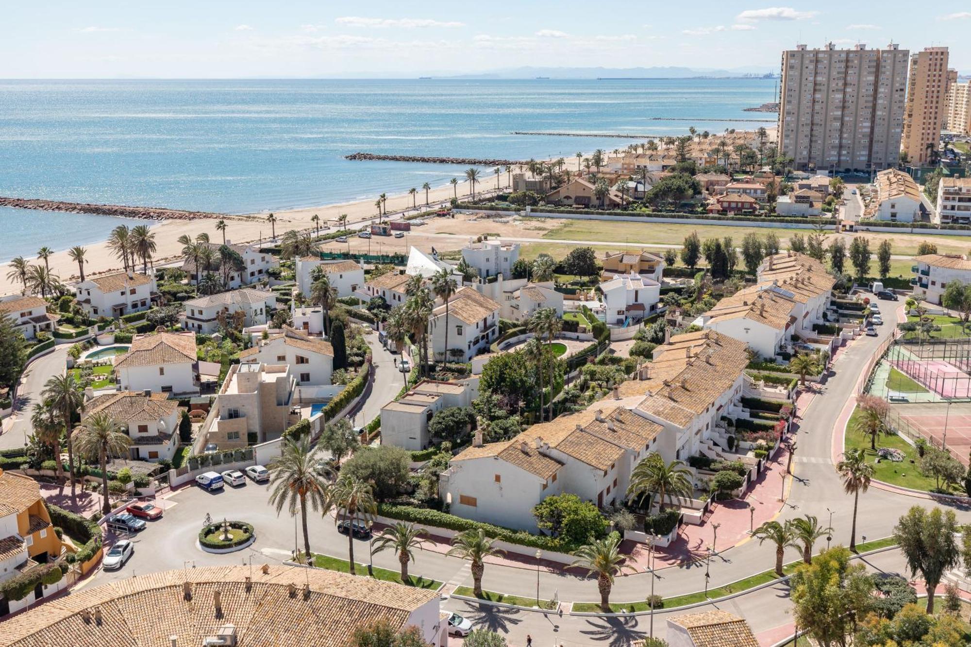 Platja Puig Apartment Valencia Exterior photo
